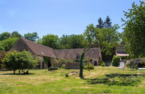 La Perriere Cama Y Desayuno | Chambre d'Hôtes chez Artiste Verrier, La Perrière - Perche