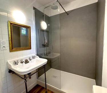 Valognes Cama Y Desayuno | Chambre d'hôtes de charme Partager Enregistrer