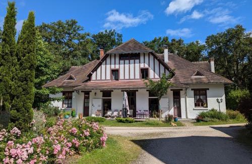 Ligny-le-Ribault Cama Y Desayuno | Chambre d'hôtes 'Perle' avec WiFi, TV, petit-déjeuner inclus - FR-1-590-508