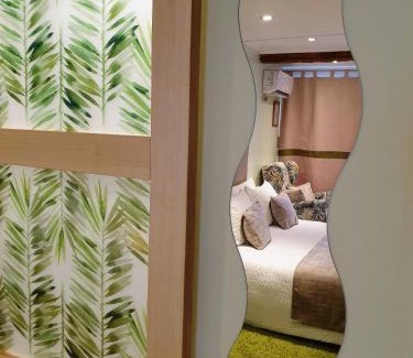 Druillat Cama Y Desayuno | Chambre D´hôtes Léonie & Restaurant