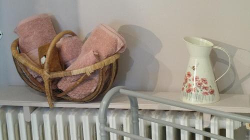 Monprimblanc Cama Y Desayuno | Chambre d'hôtes Le Paon Blanc