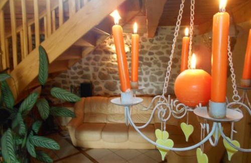 Usson-en-Forez Cama Y Desayuno | Chambre D'hôtes Myrtille