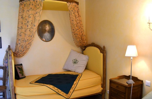 Murs Cama Y Desayuno | Chambre D'hôtes Spacieuse et Calme au Coeur du Luberon