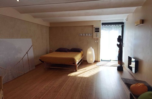 Fontes Cama Y Desayuno | Chambre D'hôtes in a former presbytery between sea and lake