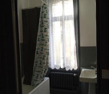 Airvault Casa | Chambre dans maison bourgeoise 2