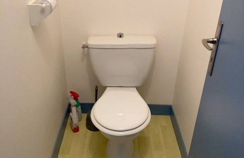 Houdan Casa | Chambre Dans Maison Individuelle Gare Paris Montparnasse en 50 Minutes