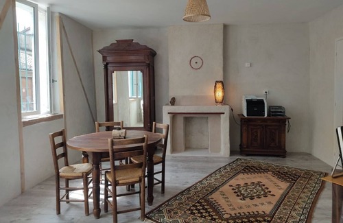 Moissac Cama Y Desayuno | Chambre des Bois - Ground floor - shared bathroom - 5 minutes from the center