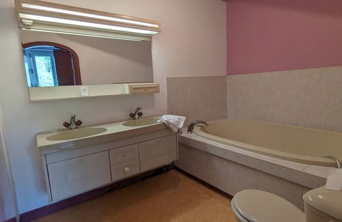 Lully Apartamento | Chambre Double Indépendante Avec Salle de Bains