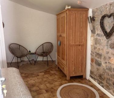 Saint-Antonin Noble Val Cama Y Desayuno | Chambre en bordure d'Aveyron