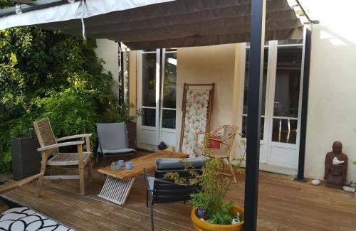 Troyes Cama Y Desayuno | Chambre en ville dans un esprit campagne