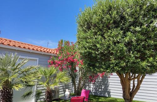 Les Sables d'Olonne Casa | Chambre et salle d'eau dans dépendance 20 m2, vélos