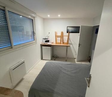 Saucats Apartamento | chambre etage fonctionnelle et independante