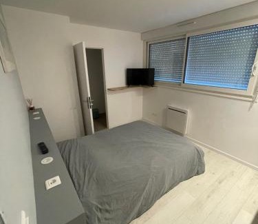 Saucats Apartamento | chambre etage fonctionnelle et independante