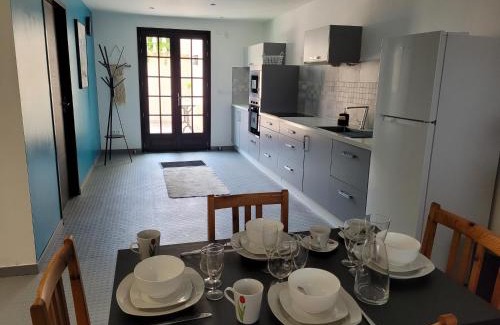 Saint-Genis Casa | Chambre d'hôte à la villa René