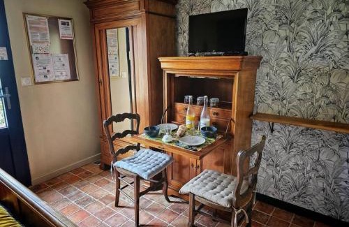 Saint-Lambert-la-Potherie Casa | Chambre Héléna, chambre indépendante du Gîte de L'Archerie