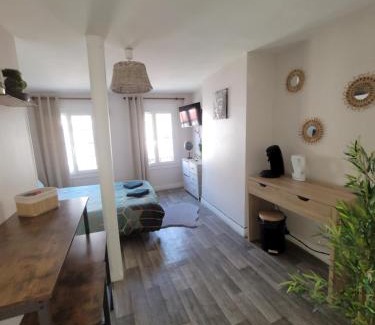 Cormeilles Apartamento | Chambre indépendante Au Relais Normand