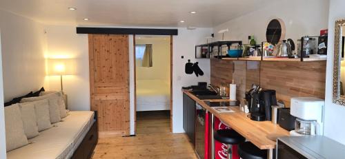Plerin Casa | Chambre indépendante grand confort avec parking privé clos en centre ville