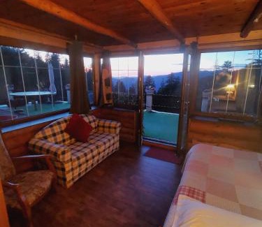 La Bollene-Vesubie Apartamento | Chambre La Séquoiane Col de Turini