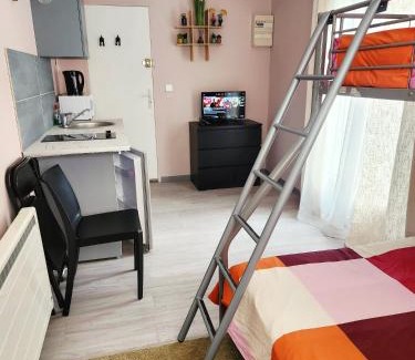 Plateau — Pyramide Casa | Chambre lumineuse à 5 min d'Orly