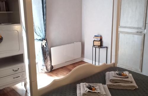 Braye-Sous-Faye Casa | Chambre Nounours et Paillette