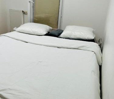 Montereau-Fault-Yonne Casa | Chambre pinselccc