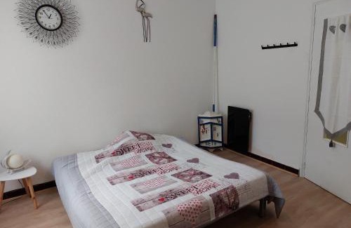 Meze Casa | Chambre près de l'étang de thau
