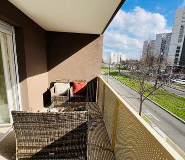 Venissieux Casa | Chambre Privée chez Yérima