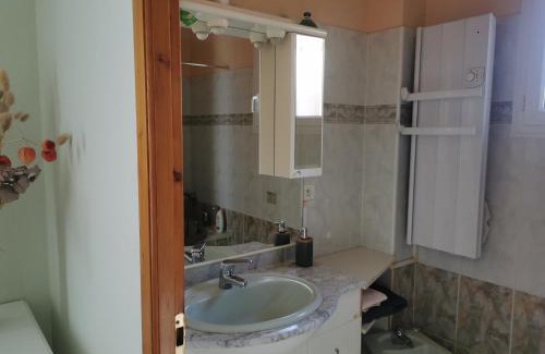 Millas Casa | Chambre privée cosy, salle de bain et terrasse