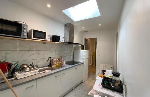 Quartier Saint-Clement - Jardin des Plantes Apartamento | Chambre privée dans appartement T3