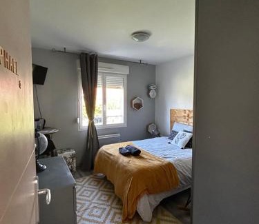 Sainte-Feyre Casa | Chambre Raphaël les monts