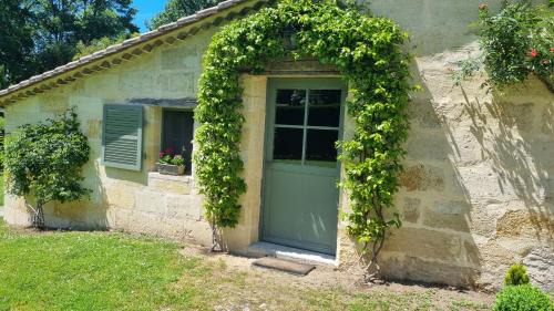 Les Artigues-de-Lussac Casa | chambre saint emilion - Le Clos d'Antan