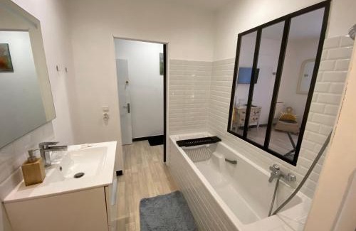 Argenton-sur-Creuse Cama Y Desayuno | Chambre & salle de bain privée - LV 33