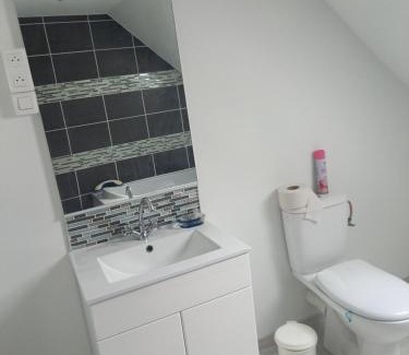 Montfort-le-Gesnois Casa | Chambre spacieuse