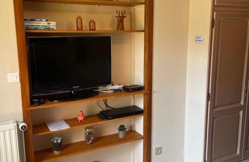 Wisembach Cama Y Desayuno | Chambre spacieuse avec salle d'eau privative à Wisembach - FR-1-589-810