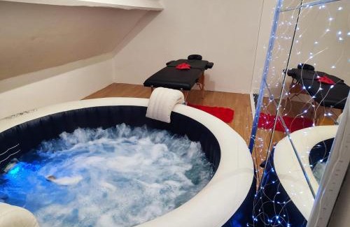 Talmas Casa | Chambre spacieuse privée avec Jaccuzi