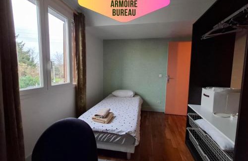 Vigneux-sur-Seine Casa | Chambre Villa Virginie Confort, Cuisine équipée, WiFi Parking jardin, Idéal couple, famille ou télétravail, Accès rapide Paris, Aéroport d'Orly