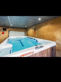 Ecommoy Cama Y Desayuno | Chambres 4 épis gite de France à Ecommoy KVS près du Mans et de son circuit mytique