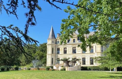 Camiac-et-Saint-Denis Cama Y Desayuno | Chambres d'hôtes du Château Camiac
