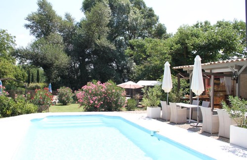 Salernes Cama Y Desayuno | Chambres d´Hôtes Belle Rivière