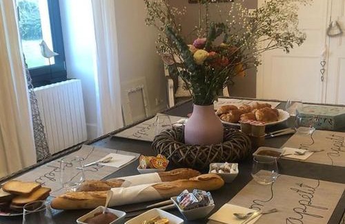 Janville Cama Y Desayuno | Chambres d'Hôtes de Charme en Beauce - À 5 Minutes de l'A10 - FR-1-581-110