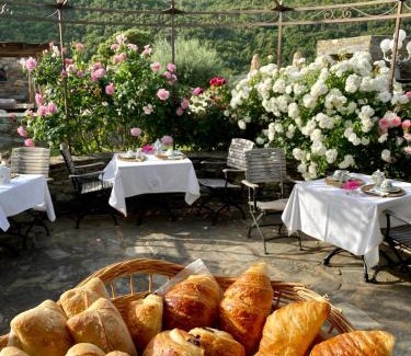 Murato Cama Y Desayuno | Chambres d'hôtes et studios de charme - A Mandria