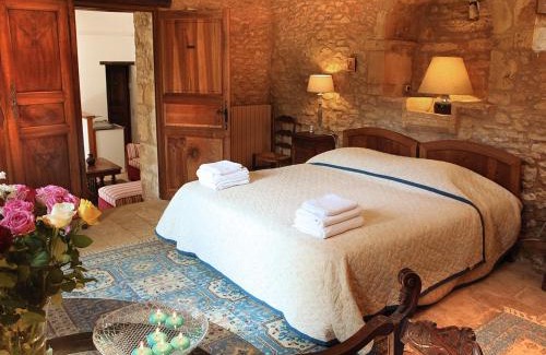 Beynac-et-Cazenac Cama Y Desayuno | Chambres d'hôtes avec Piscine la Rossillonie