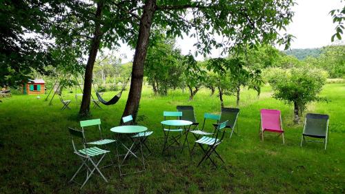 Rott Cama Y Desayuno | Chambres d'hôtes "La Petite Vallée"