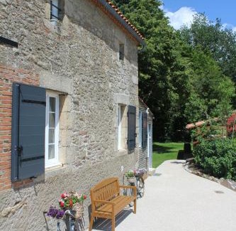 Les Epesses Cama Y Desayuno | Chambres d'hôtes Logis Charrier Le Petit Bignon