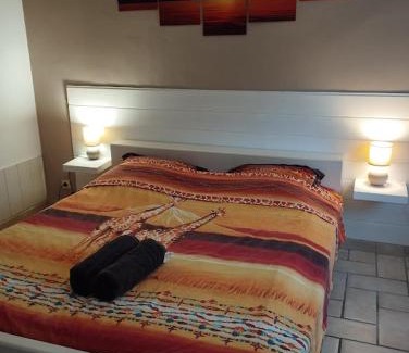 Figanieres Cama Y Desayuno | Chambres d'hôtes naturistes adultes pour couples