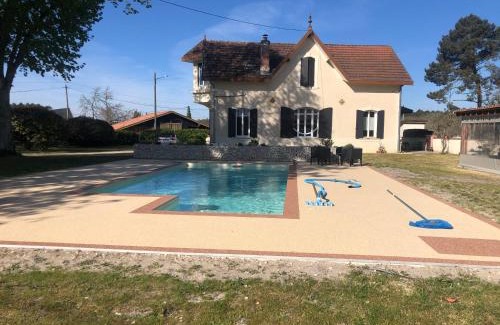 Captieux Casa | Chambres d´hotes VILLA CAPSYLVAINE