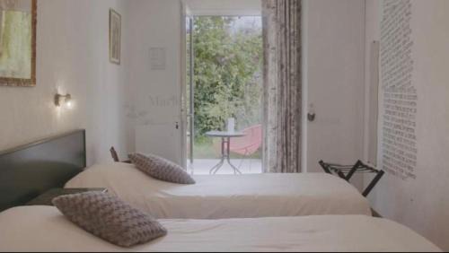 Germigny-des-Pres Cama Y Desayuno | Chambres et Table d'hôtes Cerviña