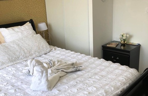Saint-Privat-des-Vieux Cama Y Desayuno | Vrbo Property