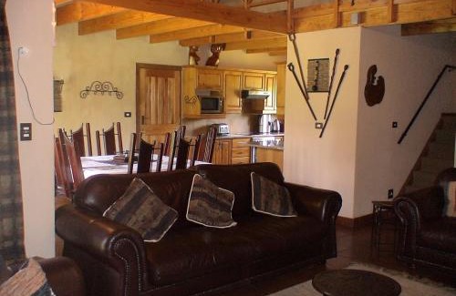 Cathkin Park Casa | Champagne Haven - Chalets 11 and 6 Mount Champagne