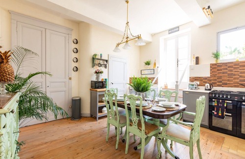 Condom Casa | Champagne House **** - Luxury & charming oasis with pool